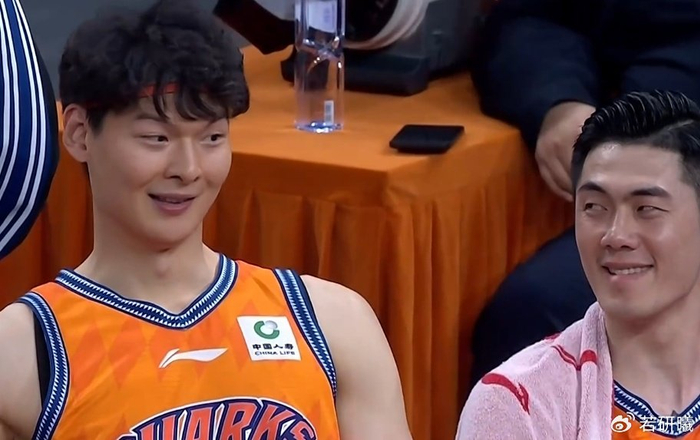 上海男篮力克广东队 四战全胜展现强队底蕴