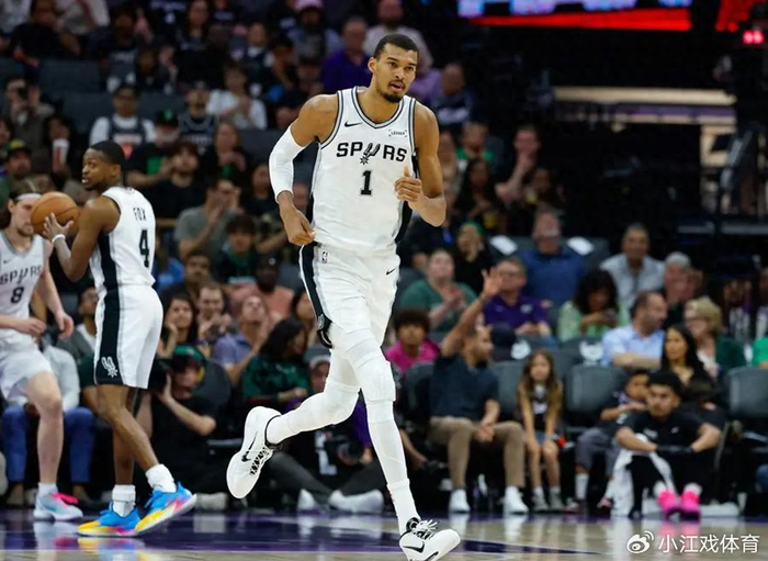 文班亚马绝杀太阳助马刺保留西部第一希望